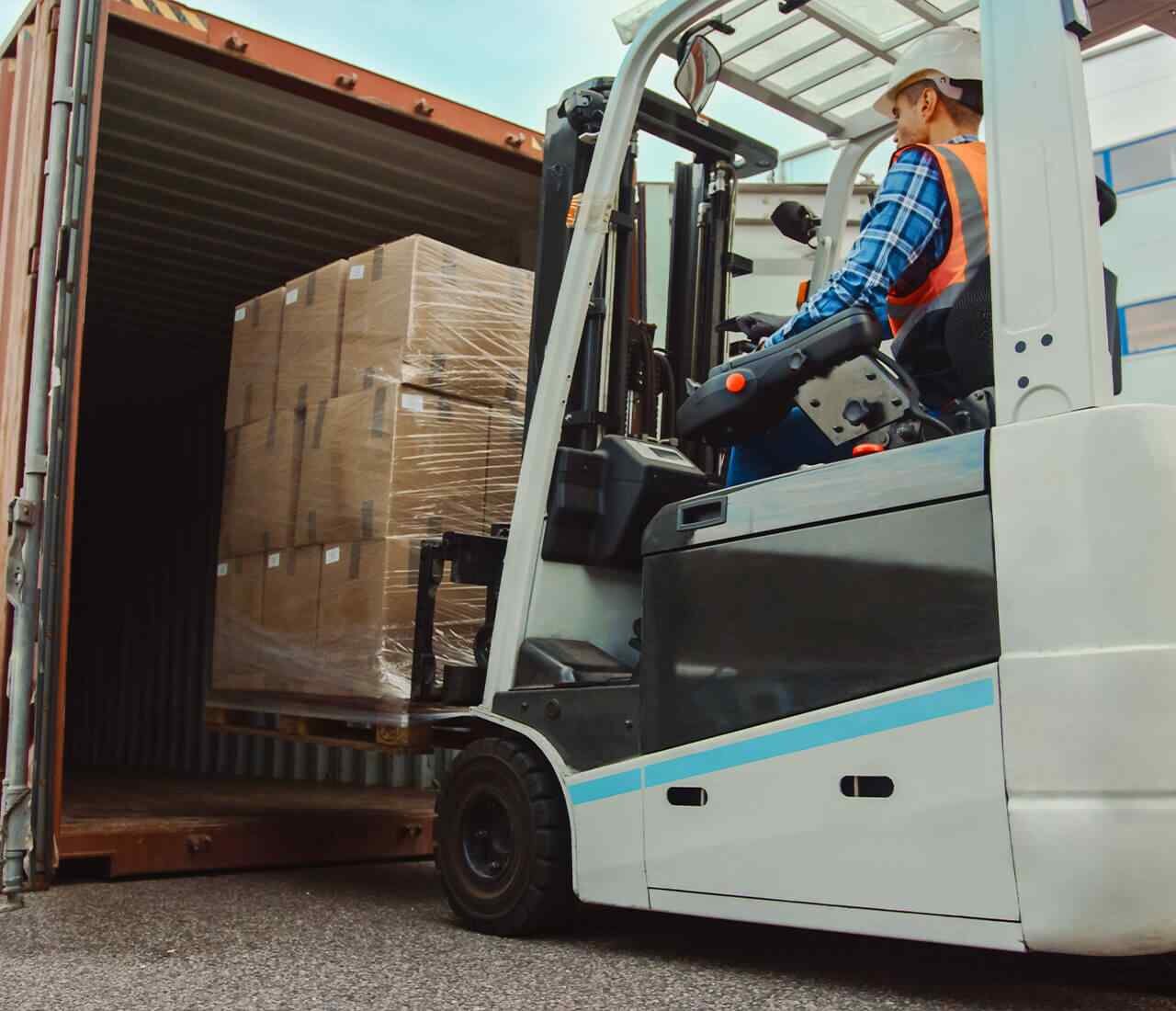 hero_about https://globaltl.mwhost.ca/wp-content/uploads/2025/03/hero_about-1280x1100.jpg